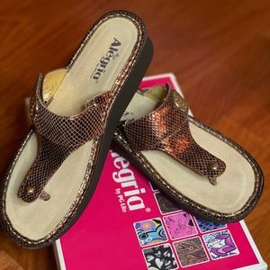 Alegria Carina Sandal
